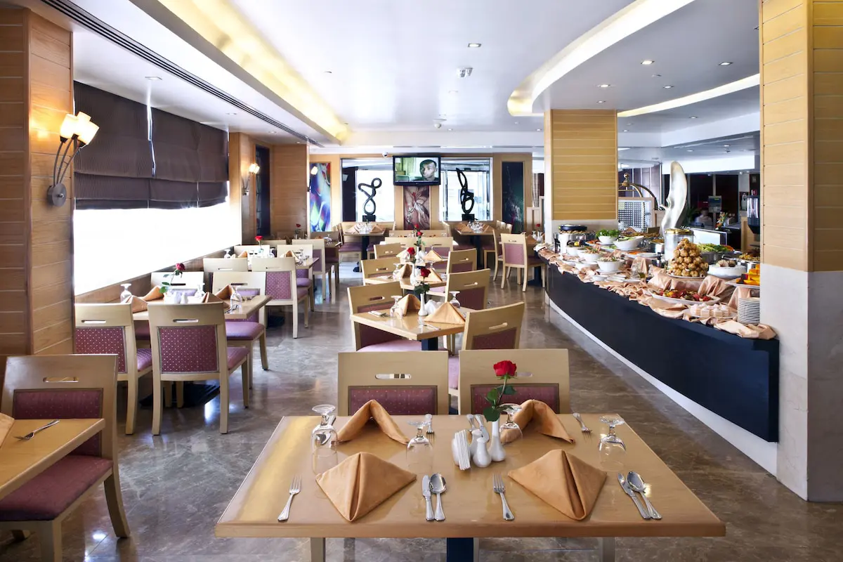 رستوران هتل لندمارک ریکا دبی